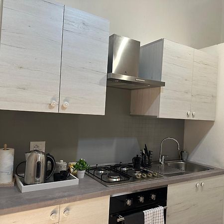 Flat In City Centre Tirano - 10 Minutes From Bernina Express Lägenhet Exteriör bild